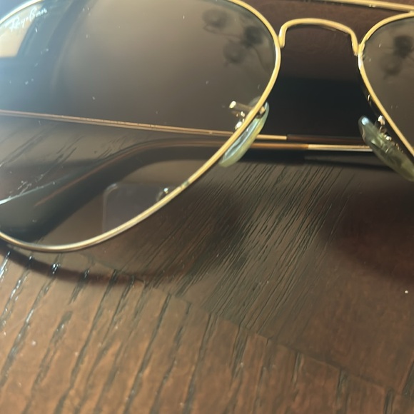Ray-BanAviator Large Metal Non-Polarized Gold Frame/Crystal Brown Gradient Lens - Picture 3 of 3